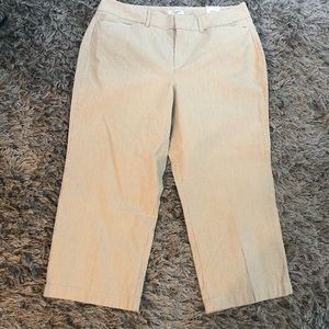 Dockers Ideal Fit Capris Sz 12P
